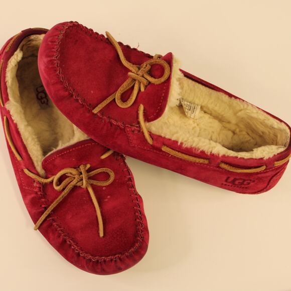Ugg Women Dakota Moccasin Slipper Flat Round Toe Red Sz 7 - Picture 4 of 7